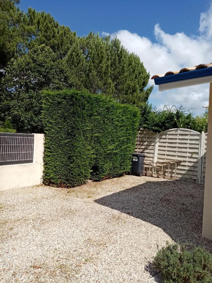 La Girolle Villa Hourtin Bagian luar foto