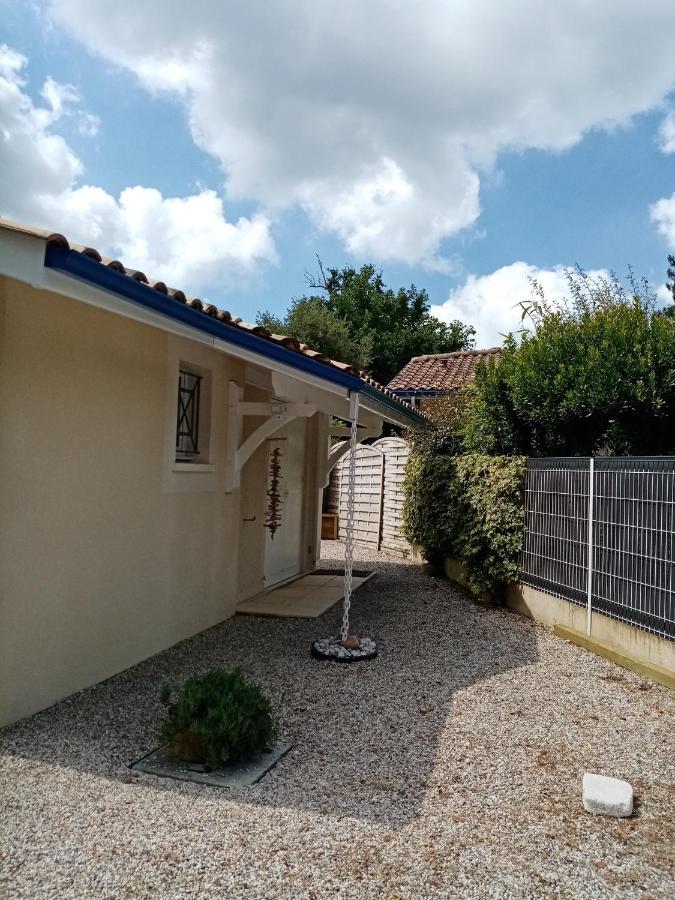 La Girolle Villa Hourtin Bagian luar foto